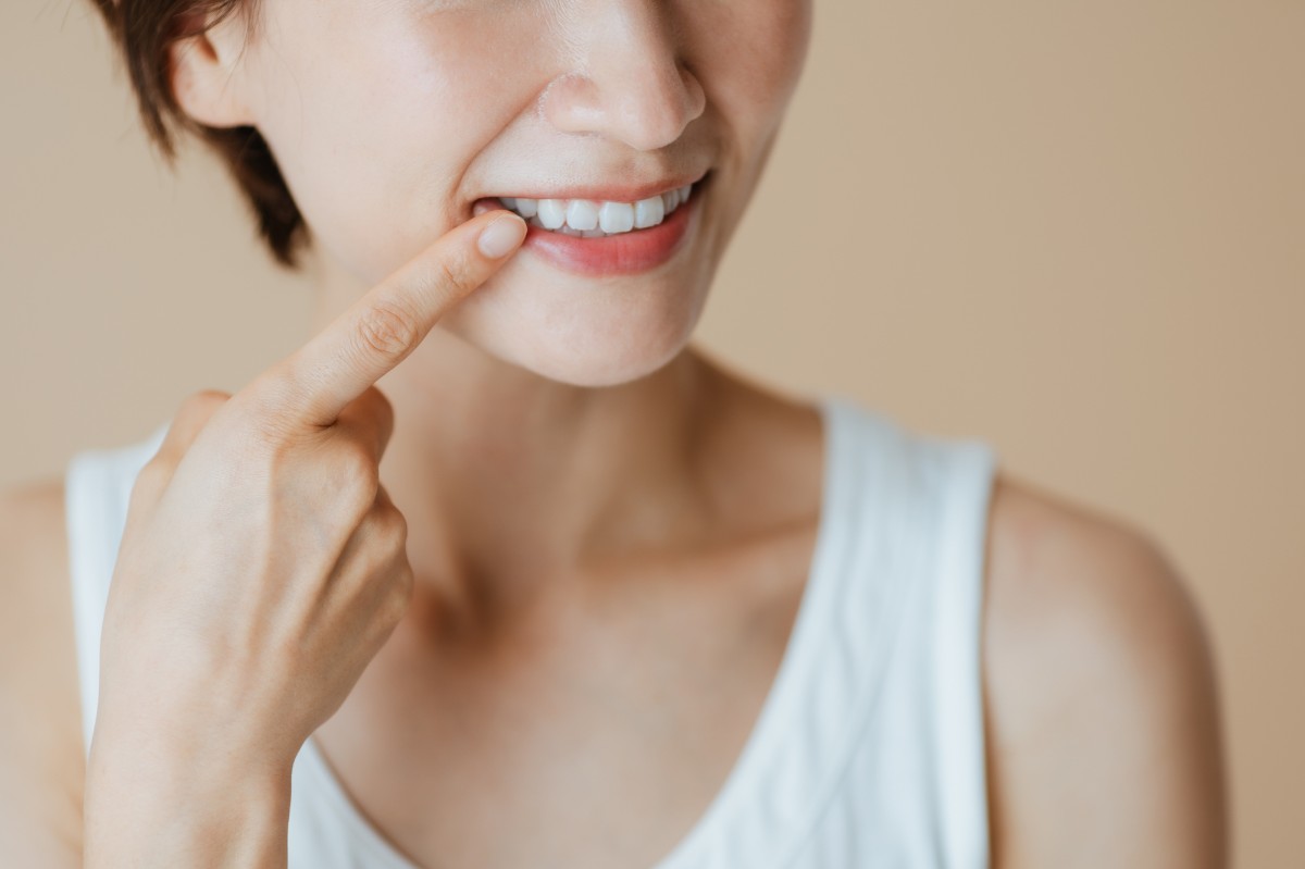 審美性と機能性の両方を考慮した詰め物・被せ物治療