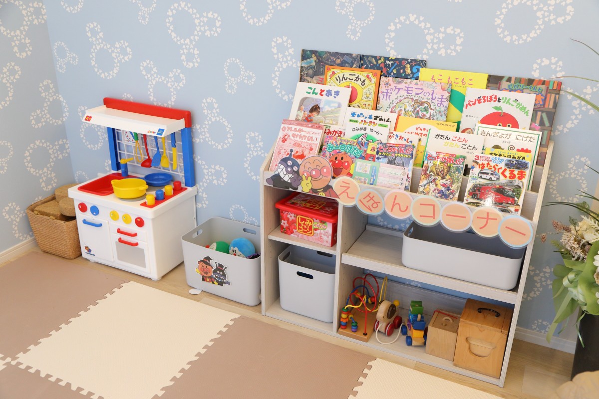 お子さまが安心して過ごせるキッズスペース完備